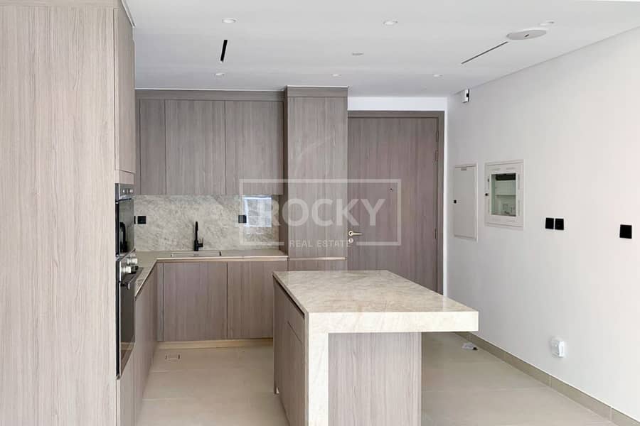 Brand New | High Class | Perfect Location - Image 6