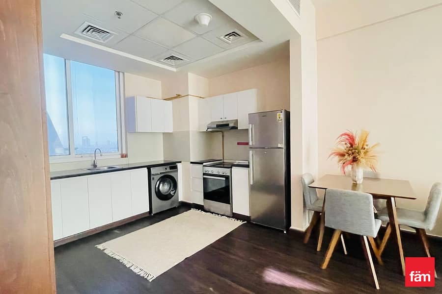 High Floor Furnished 1br | Spacious Layout | Pool High Floor Furnished 1br | Spacious Layout | Pool