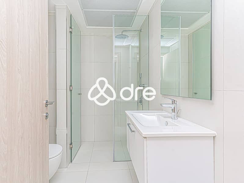 15 DRE00250-Edit. JPG