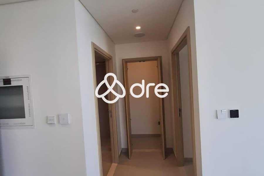 8 Laundry Room. jpg