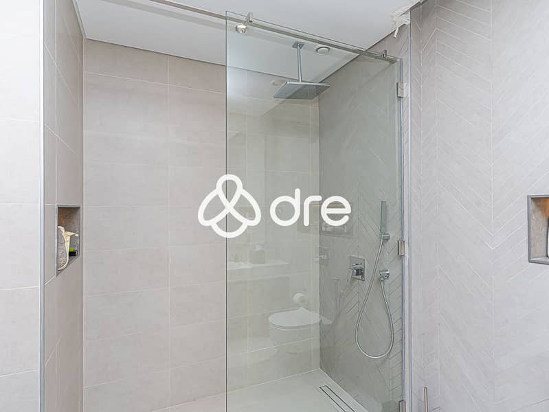 30 DRE09980. JPG