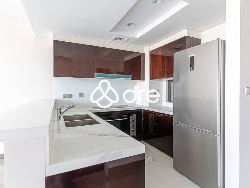 7 DRE00688-Edit. JPG