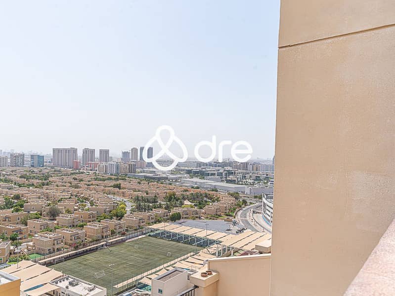 7 DRE01174-Edit. JPG