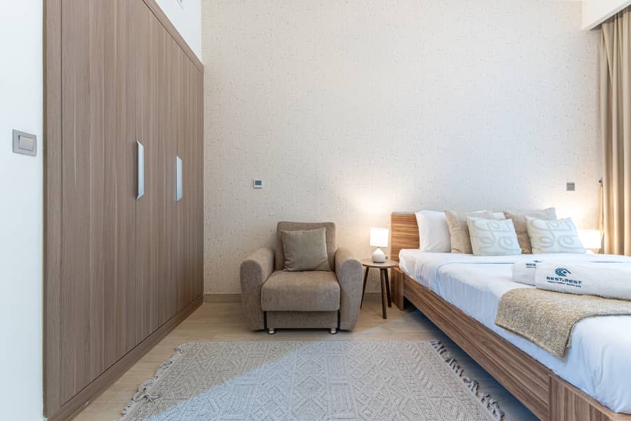 6 Bedroom 2. jpg