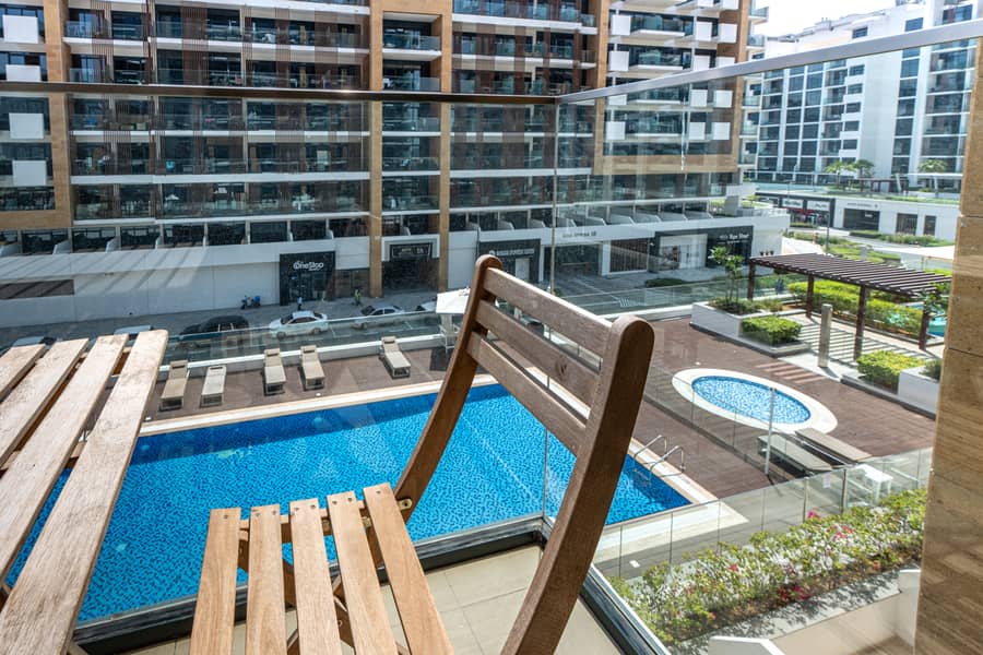 14 Balcony 2. jpg