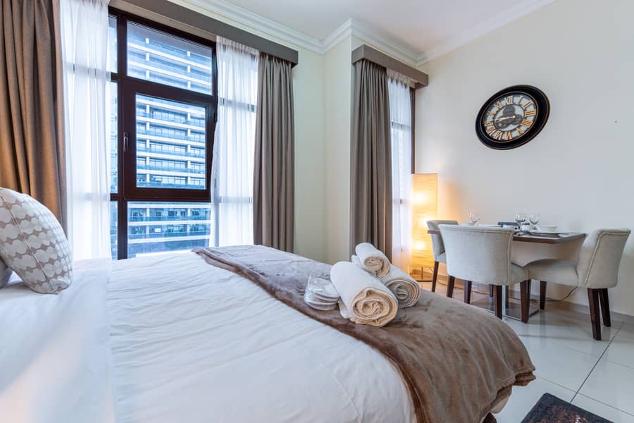 6 Bed 3. jpg