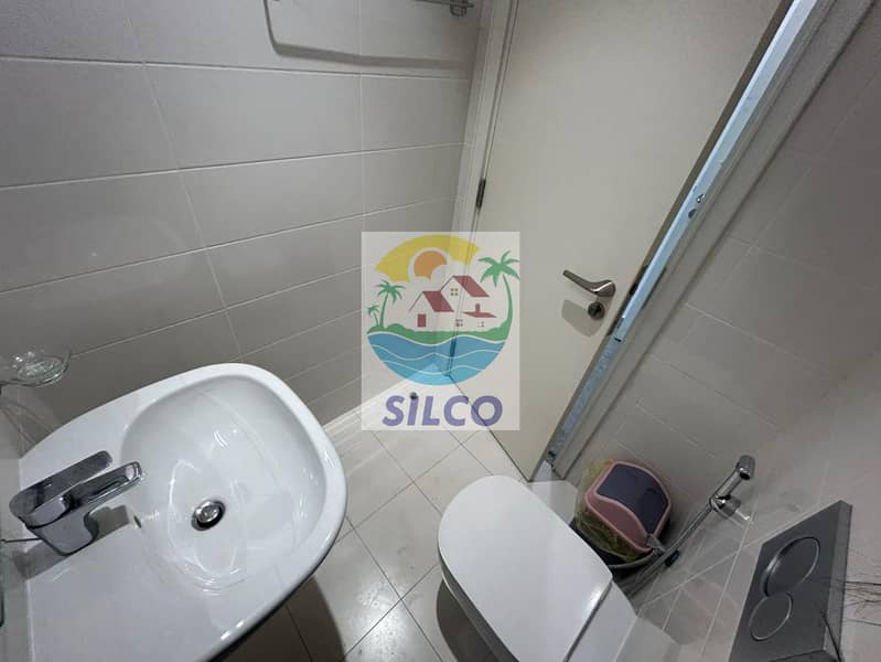 18 WhatsApp Image 2026-04-25 at 03.51. 53. jpeg