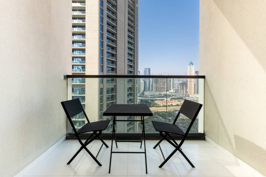 17 Balcony 4. jpg
