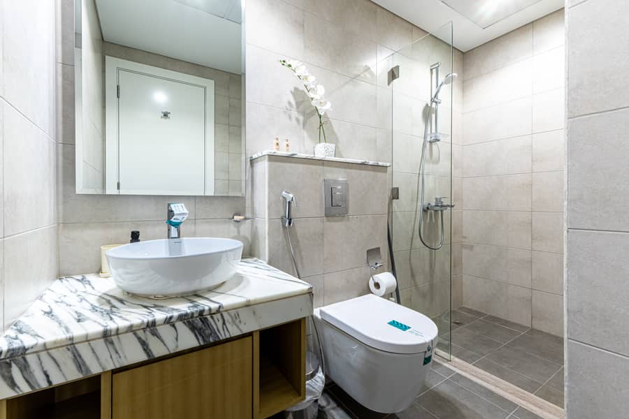 20 Washroom 1.1. jpg