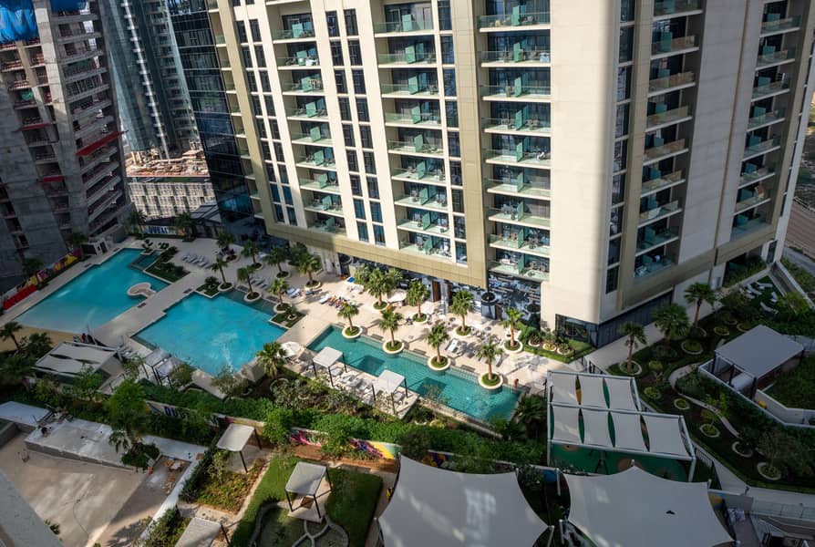 25 Balcony 2. jpg