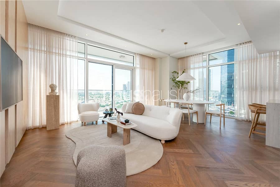 Upgraded | Vacant | Incredible Views Upgraded | Vacant | Incredible Views