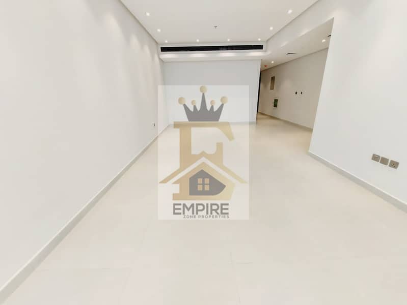 1000842285. jpg 1000842285. jpg