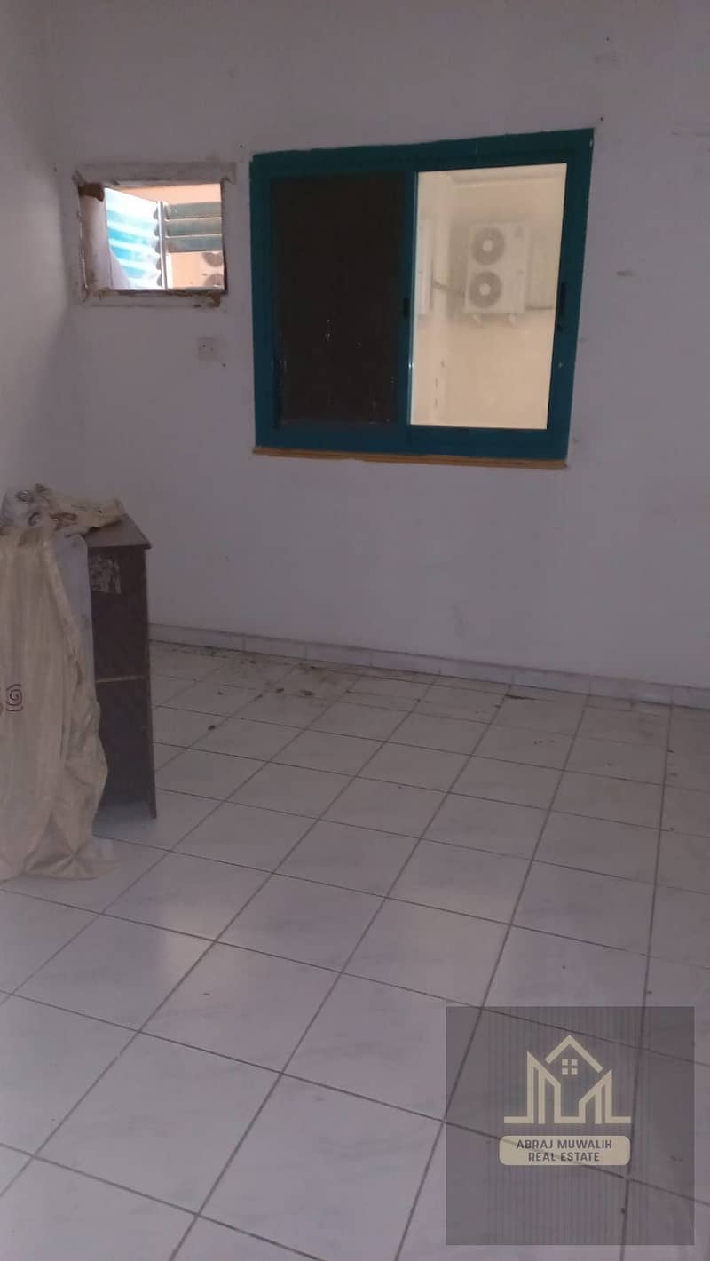 2 1000469115. jpg