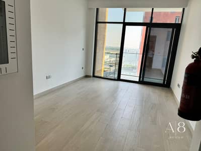Monolocale in Vendita a Meydan, Dubai - Appartamento a Meydan，Meydan One，Azizi Riviera，Azizi Riviera 37, 695000 AED - 14978871
