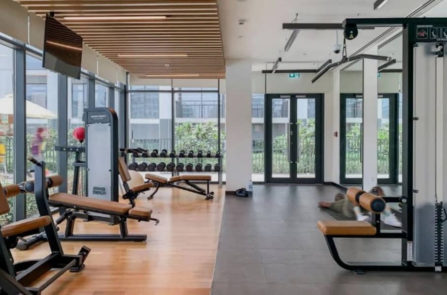 82 Park ridge c gym . jpg