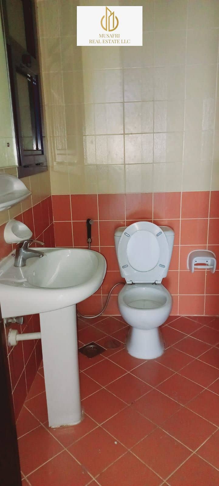 8 1000409089. jpg