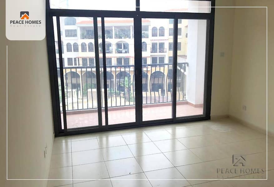 SPACIOUS 2 BED WITH STRESS-FREE POOL VIEW SPACIOUS 2 BED WITH STRESS-FREE POOL VIEW