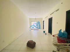 شقة في بناية البخيت،محيصنة 4،محيصنة 1 غرفة 49000 درهم - 14866830