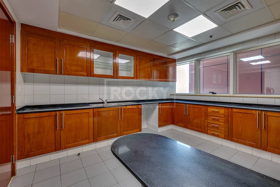 8 068A2484HDR. jpg