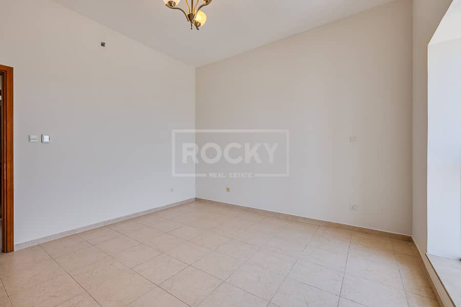 18 068A2499HDR. jpg