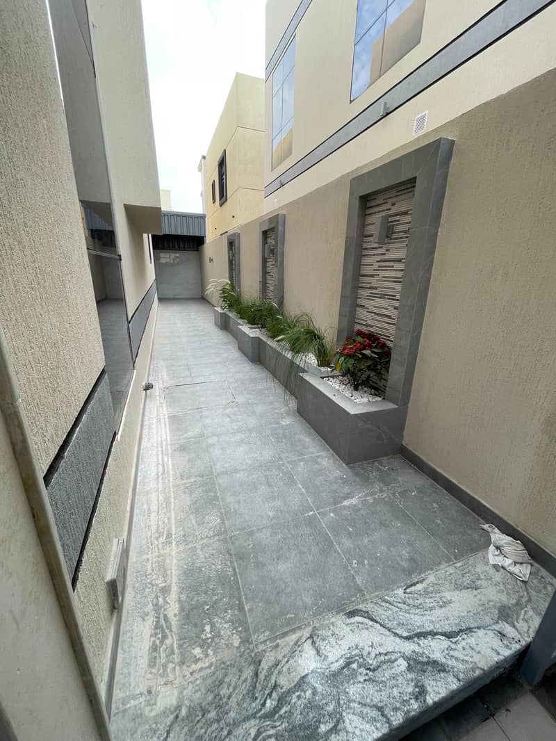 4 19110907-09da-4080-8957-6e6d72aae995. jpg