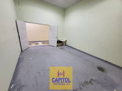 Warehouse for Rent in Al Quoz, Dubai - 8G6A 4. jpeg Warehouse for Rent in Al Quoz, Dubai - 8G6A 4. jpeg