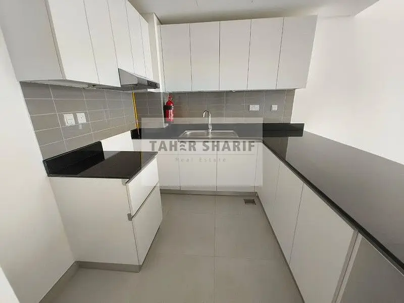 INVESTOR DEAL | HIGH ROI | RENTED UNIT | 3 BEDROOM + MAIDS - View 4