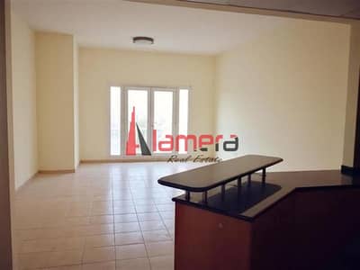 شقة 2 غرفة نوم للايجار في المدينة العالمية، دبي - 91284074_CP_photo. jpeg