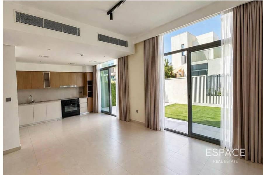 House in Dubai - View 4
