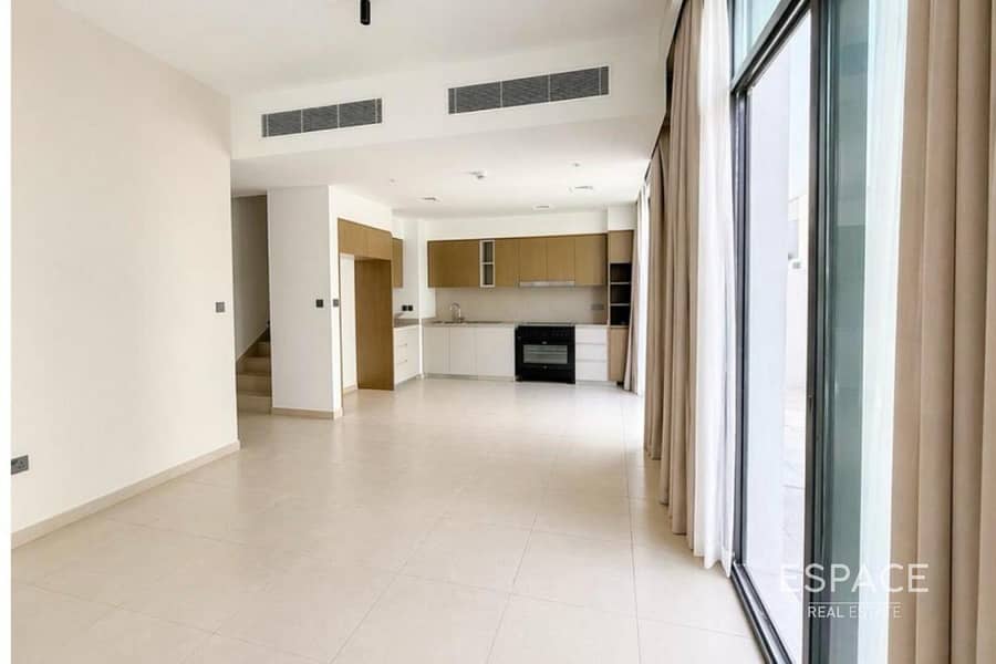 House in Dubai - More