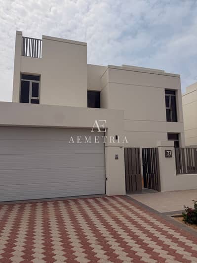5 Bedroom Villa for Sale in Jumeirah Park, Dubai - 1. jpg 5 Bedroom Villa for Sale in Jumeirah Park, Dubai - 1. jpg