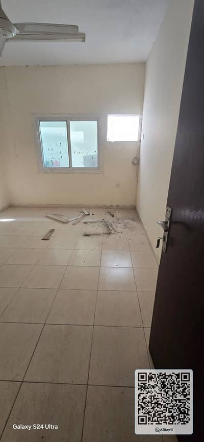 Labour Camp for Rent in Al Jurf, Ajman - WhatsApp Image 2026-04-24 at 23.56. 17 (1). jpeg Labour Camp for Rent in Al Jurf, Ajman - WhatsApp Image 2026-04-24 at 23.56. 17 (1). jpeg