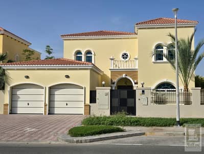 4 Bedroom Villa for Rent in Jumeirah Park, Dubai - Villa front Exterior b. jpeg