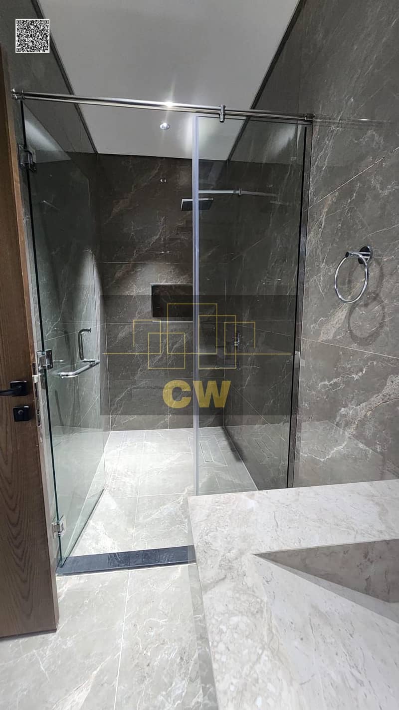 23 12512. jpg