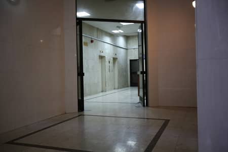 2BR SPLIT AC @ BANK STREET - BUR DUBAI AED 45,000 + 1 MONTH FREE 2BR SPLIT AC @ BANK STREET - BUR DUBAI AED 45,000 + 1 MONTH FREE