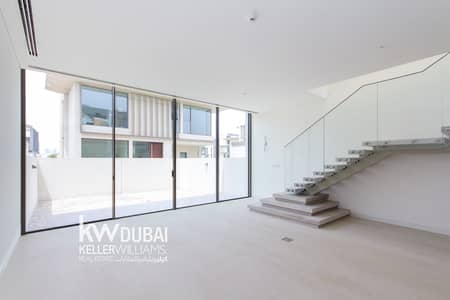 3 habitaciones Townhouse para en Alquiler en Nad Al Sheba, Dubai - Casa adosada en Nad Al Sheba，Nad Al Sheba 1，Nad Al Sheba Gardens，Nad Al Sheba Gardens 2, 3 dormitorios, 269900 AED - 14997141