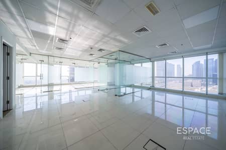 朱美拉湖塔 (JLT)， 迪拜 写字楼待租 - 位于朱美拉湖塔 (JLT)，JLT W区，朱美拉商业中心5号 的写字楼 275000 AED - 13525571