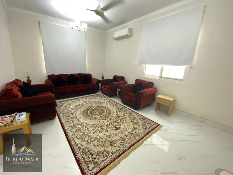 Villa for RENT in Al-Sabkha area, opposite Al-Nakheelat, on the main street. - View 2