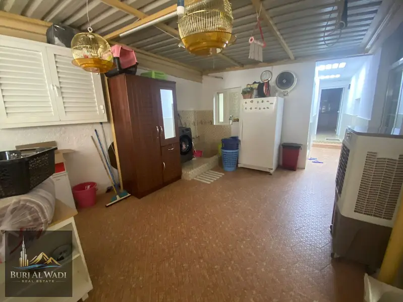 Villa for RENT in Al-Sabkha area, opposite Al-Nakheelat, on the main street. - View 4