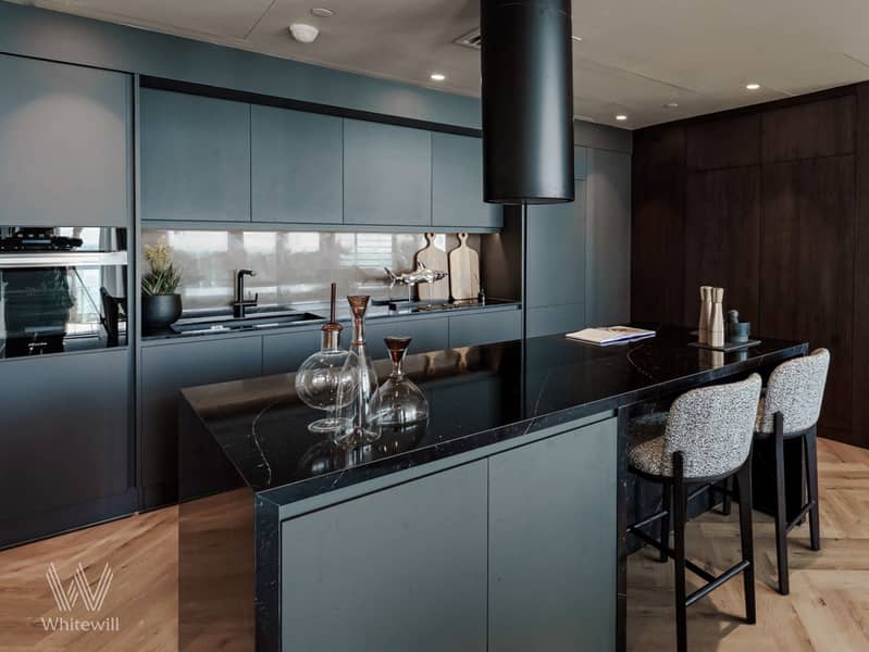 7 Kitchen_. jpg