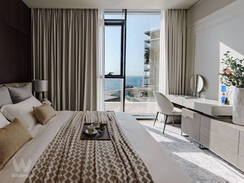8 Master bedroom(3). jpg