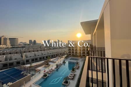 Studio for Sale in Jumeirah Village Circle (JVC), Dubai - Top Floor | Pool View | Vacant on Transfer