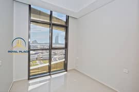 غرفتي نوم في الطابق العلوي | إطلالة على البحر والمارينا | Aykon City C