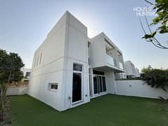End Unit | 3-Bedroom Townhouse | Large Plot