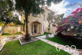 Upgraded | Lake View | Landscape Garden