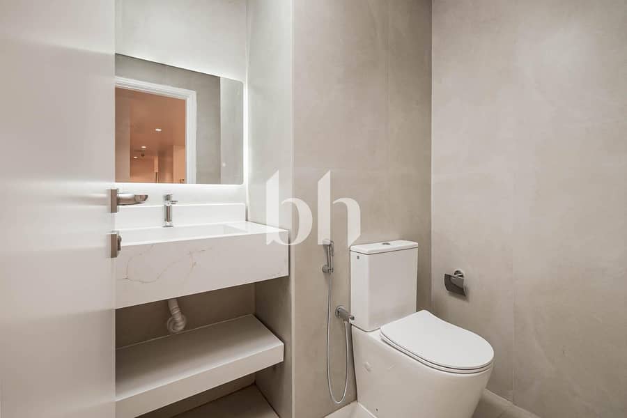 6 images image img