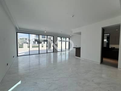 5 Bedroom Villa for Rent in Tilal Al Ghaf, Dubai - Fully Upgraded | Park Backing | Vacant.