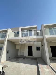 3BR Townhouse | Great Layout | Garden