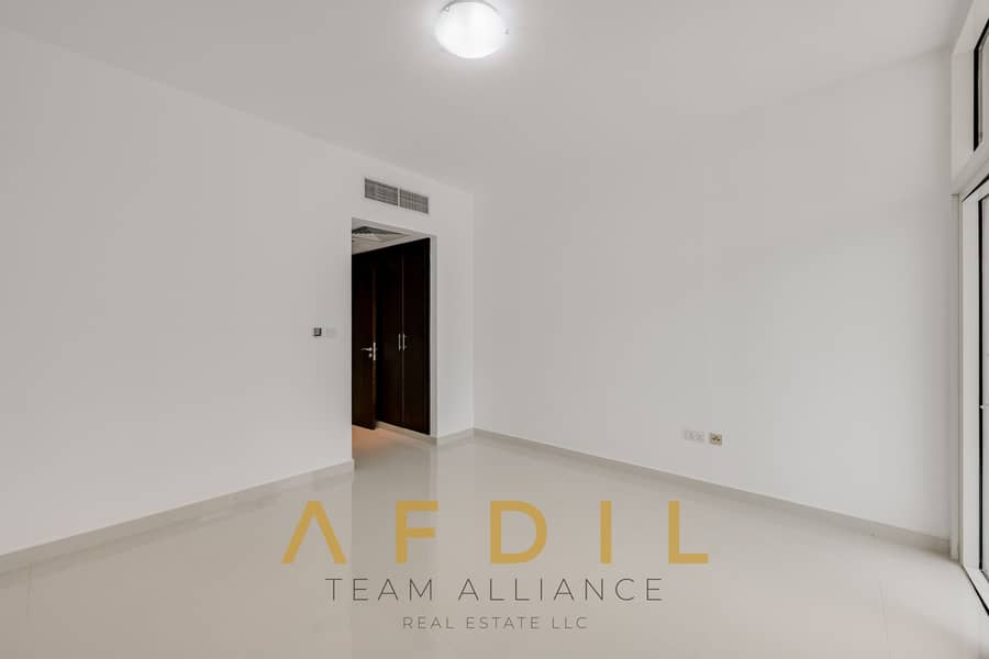 3 Bedroom 1. jpg