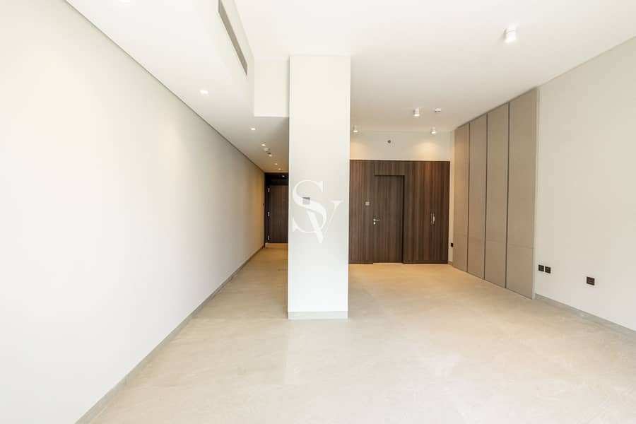 Brand New | Close to Mall | Prime Area - Image 4